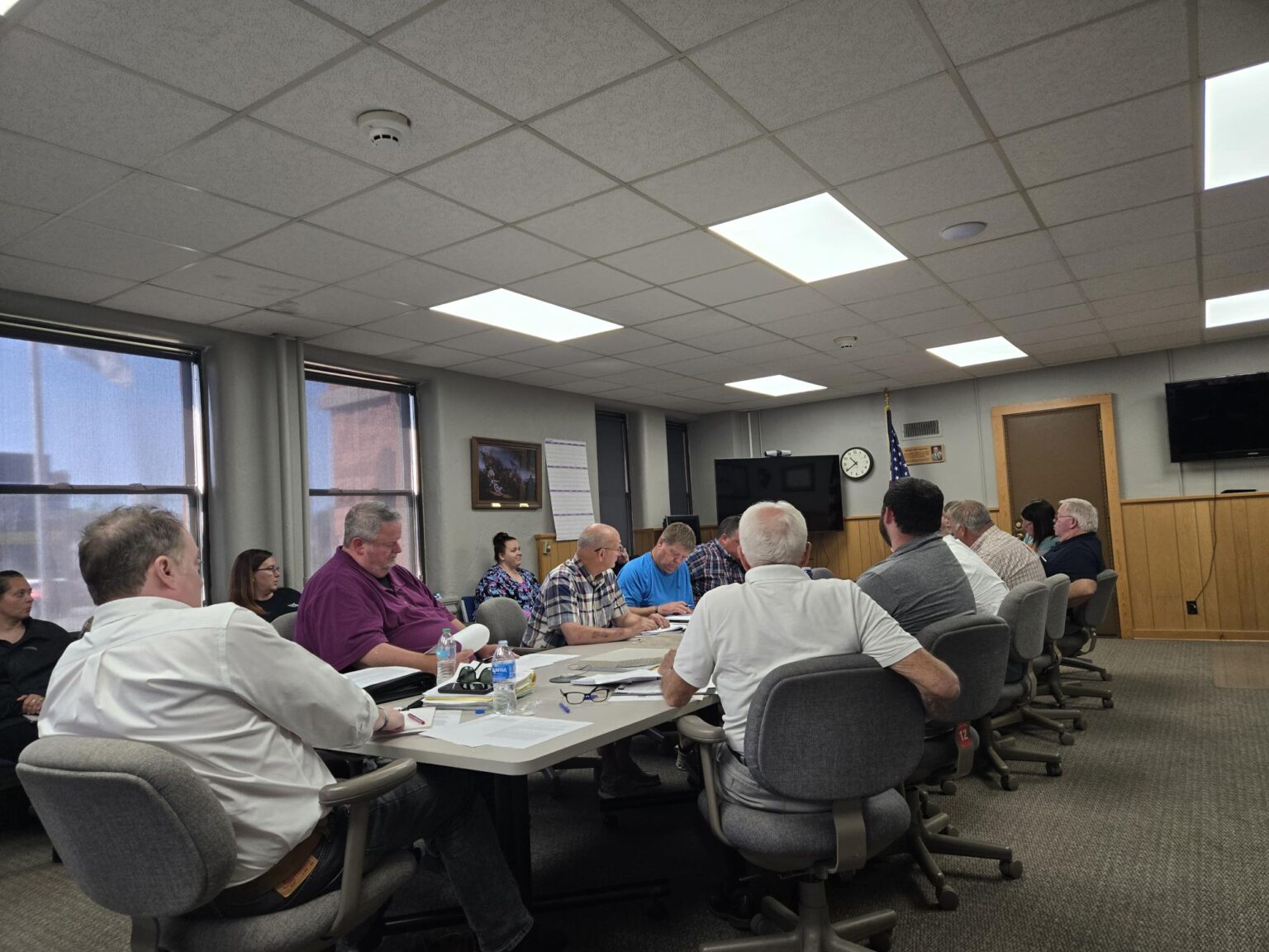 Warren County Board Approves New 5 PM Meeting Time Starting February ...