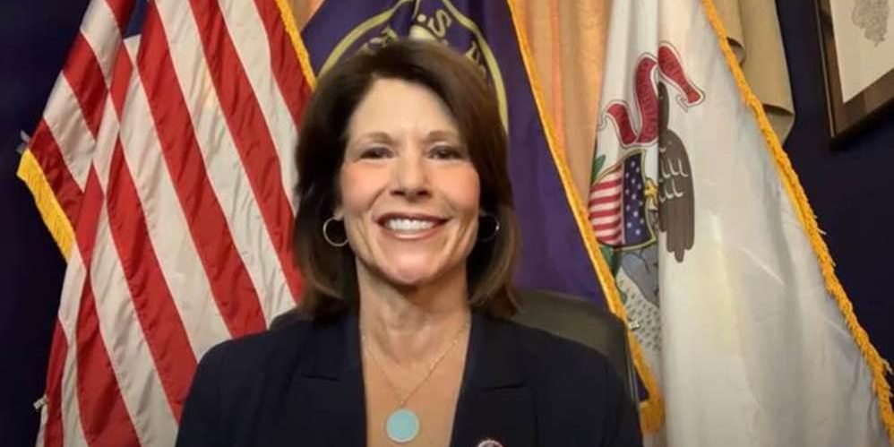 Cheri Bustos 2022