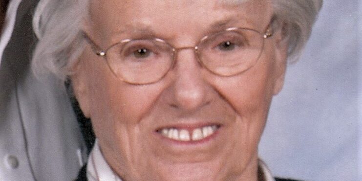Holt, Betty Lou
